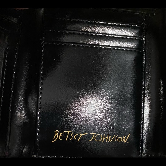 NWT Betsey Johnson Floral Wallet - Picture 5 of 7